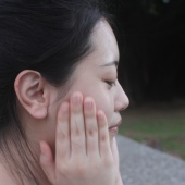 櫻花潤白膠原珍珠霜- 岩蘭